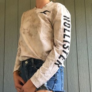 Men’s Hollister long sleeve-tee